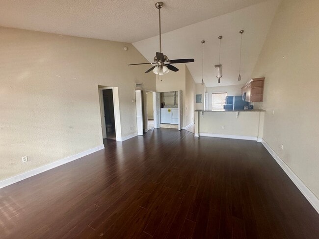 Building Photo - 2B/2B condo in Winter Park