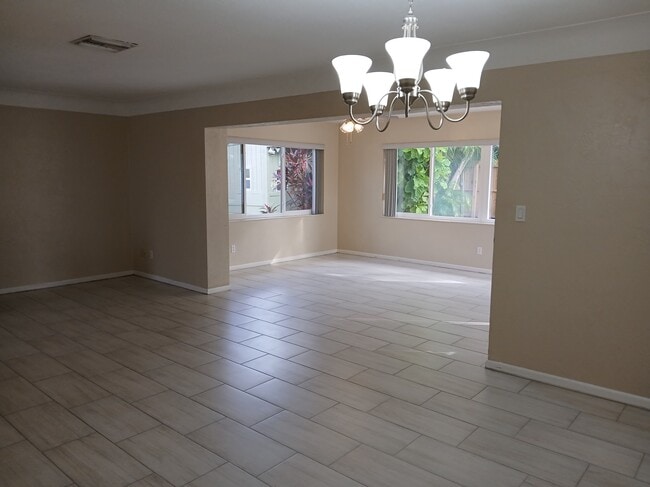 Building Photo - 5682 45th Ave N