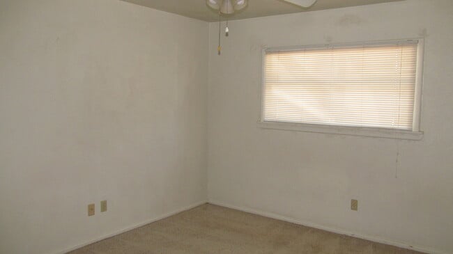 Building Photo - 5612 44th Street