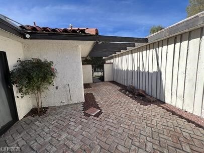 Building Photo - 3452 Pino Cir