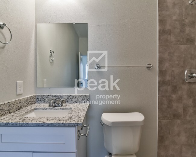 Building Photo - $1599! 3Bed/2.5Bath Fort Worth Duplex!