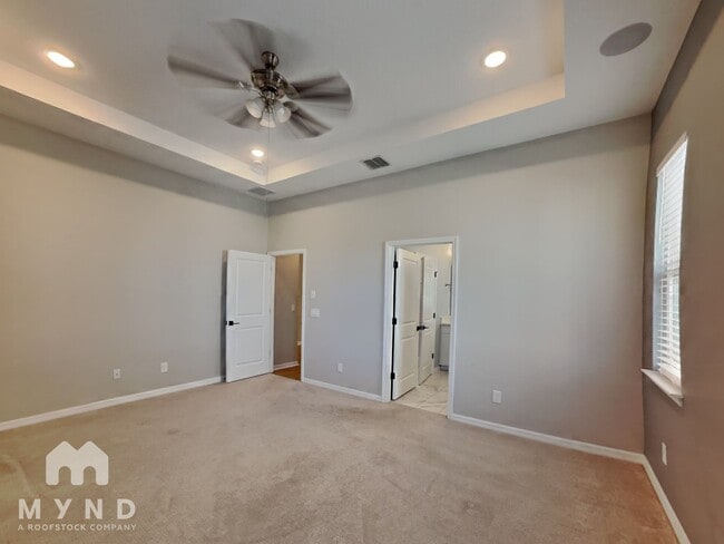 Building Photo - 660 Kimber Ln