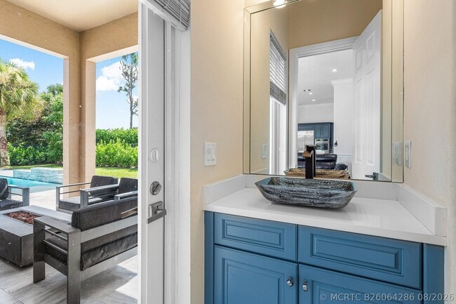 Building Photo - 3381 Lago De Talavera