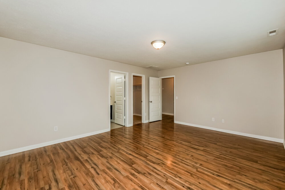 Building Photo - 4062 Magnolia Dr