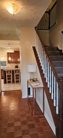 Building Photo - 1740 Magnolia Ct