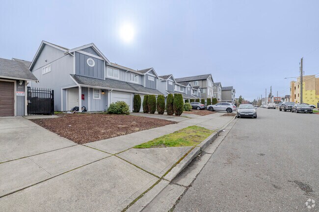 Building Photo - Puget Sound Townhomes
