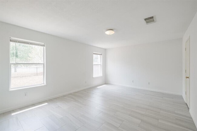 Building Photo - 24507 Cornell Park Ln