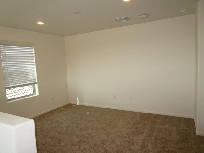 Building Photo - 10242 S Pantano Knolls Dr