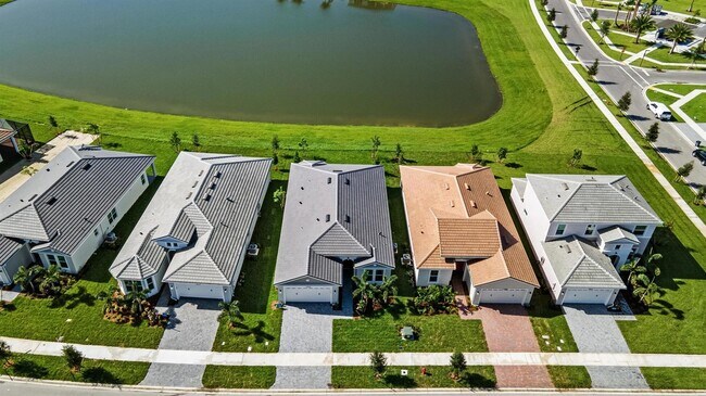 Building Photo - 14200 Lacebark