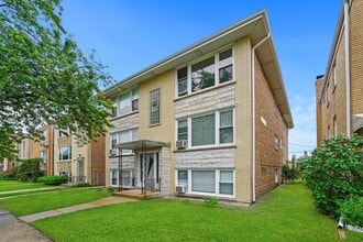Building Photo - 7651 W Addison St