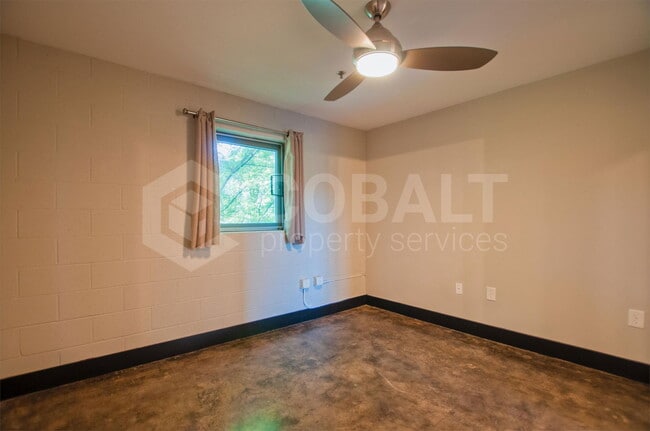 Building Photo - 1660 DeKalb Ave NE