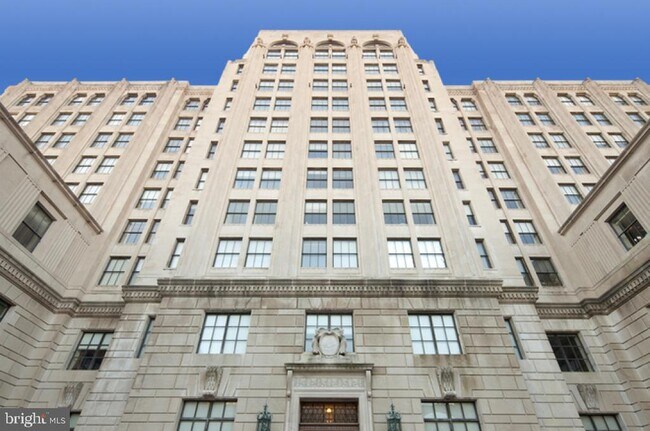 Building Photo - 230 N 21st St