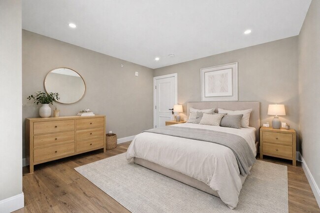 Building Photo - 3 Burke Ln