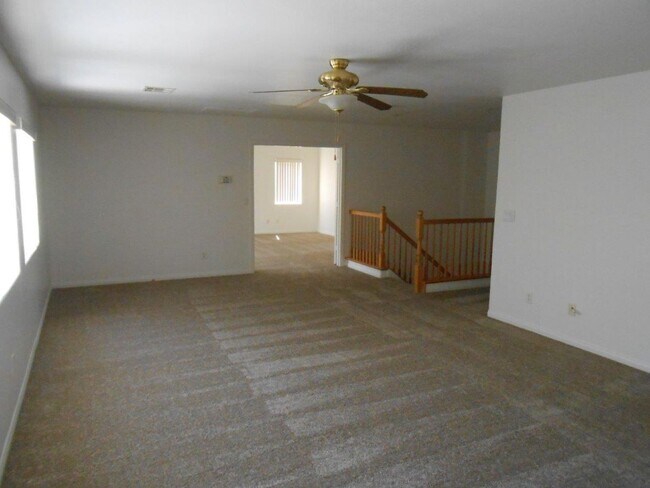 Building Photo - Beautiful 4 Bedroom Home in Summerlin