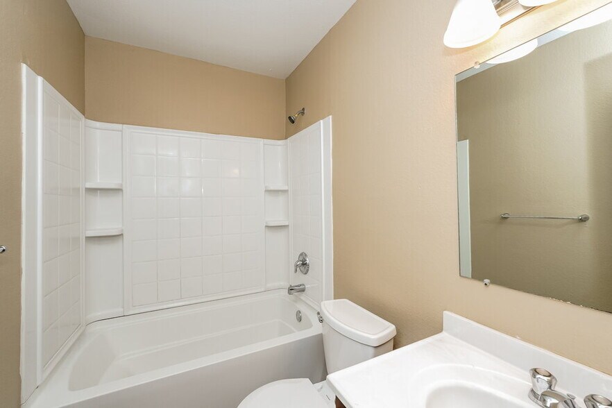 Building Photo - 10564 Flagstaff Run