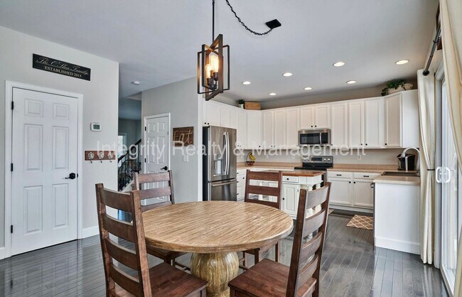 Building Photo - 10337 S Rotherwood Cir