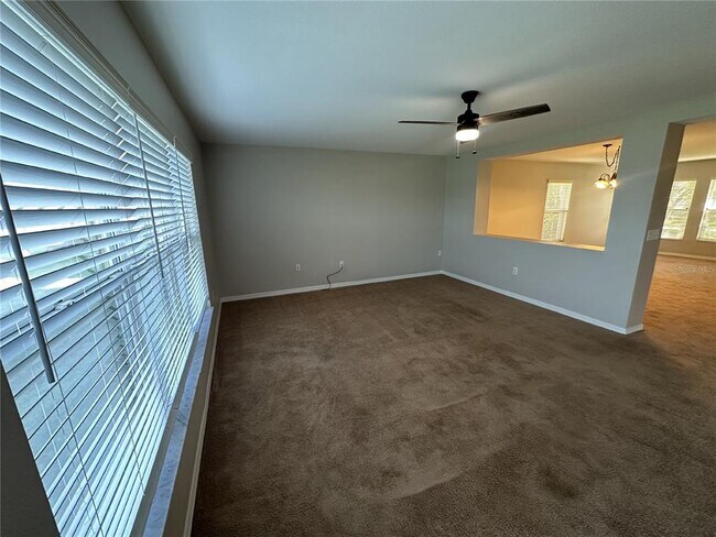 Building Photo - 6955 Lake Eaglebrooke Dr