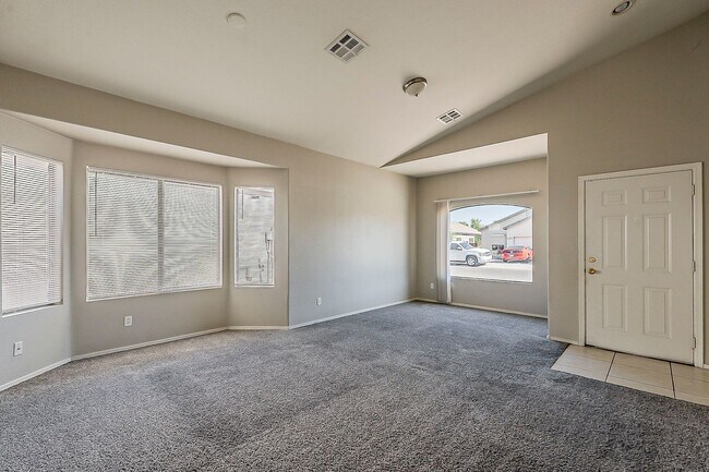 Building Photo - Home for rent
