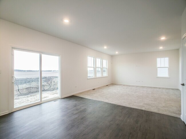 Building Photo - 11490 Thomas St