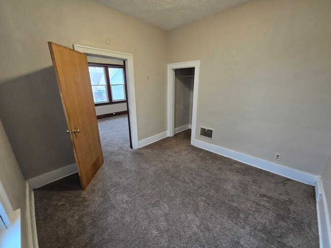 Building Photo - 1512 Jones St