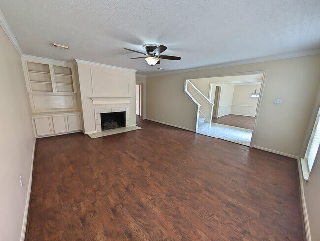 Building Photo - 19023 Cloyanna Ln