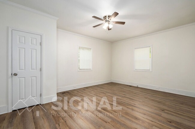 Building Photo - 515 80th St S