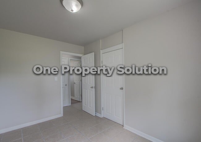 Building Photo - 5001 Carolina St