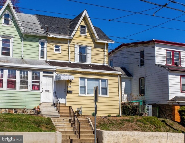 Building Photo - 349 S Springfield Rd