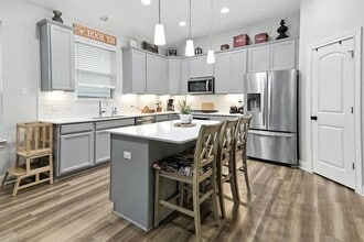 Building Photo - 140 Cascata Way
