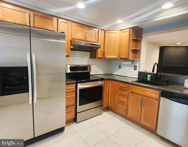 Building Photo - 9533 Quarry Bridge Ct