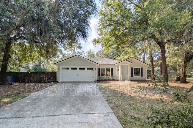 Primary Photo - 10638 Akers Dr S