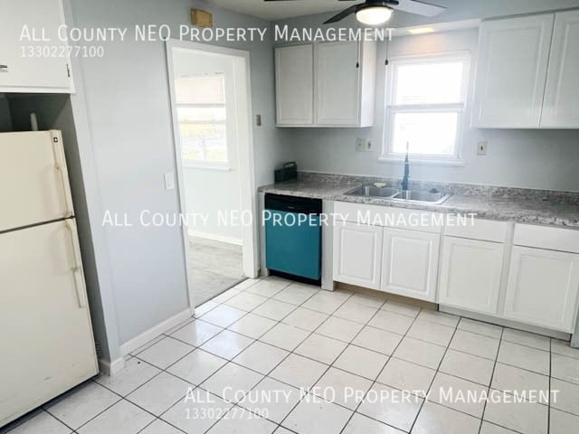 Building Photo - 27081 Farringdon Ave