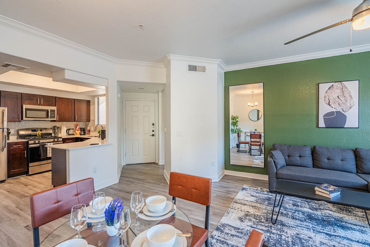 Building Photo - 2155 S 55th St