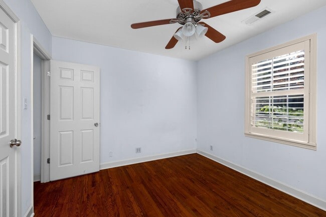 Building Photo - 95 Marne St