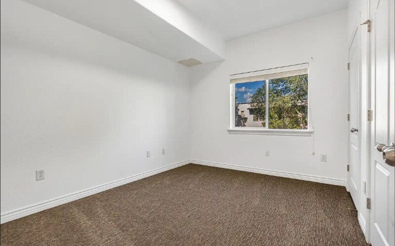 Building Photo - 1156 E 3300 S