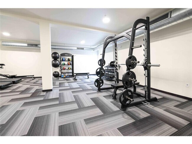 Building Photo - 28 7th St NE