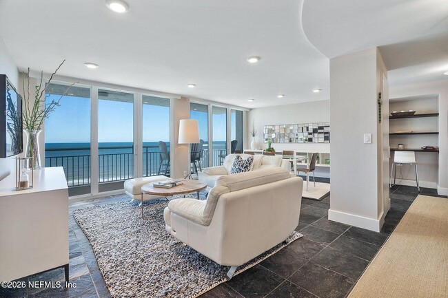 Building Photo - 1601 Ocean Dr S