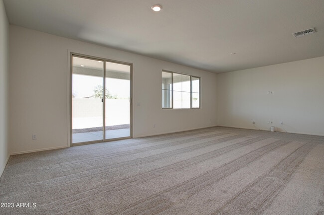 Building Photo - 11442 W La Reata Ave