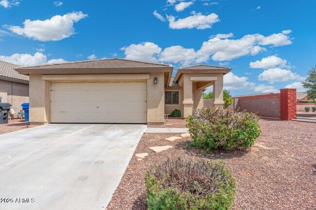 Primary Photo - 10833 W Elm Ln