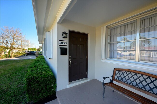 Building Photo - 3855 SW 87th Pl