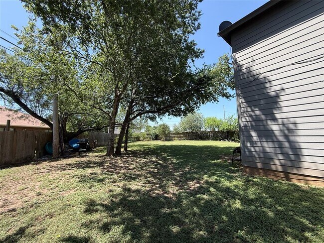 Building Photo - 6508 Eudora Cove