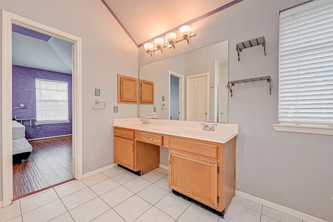Building Photo - 11563 Withers Way Cir