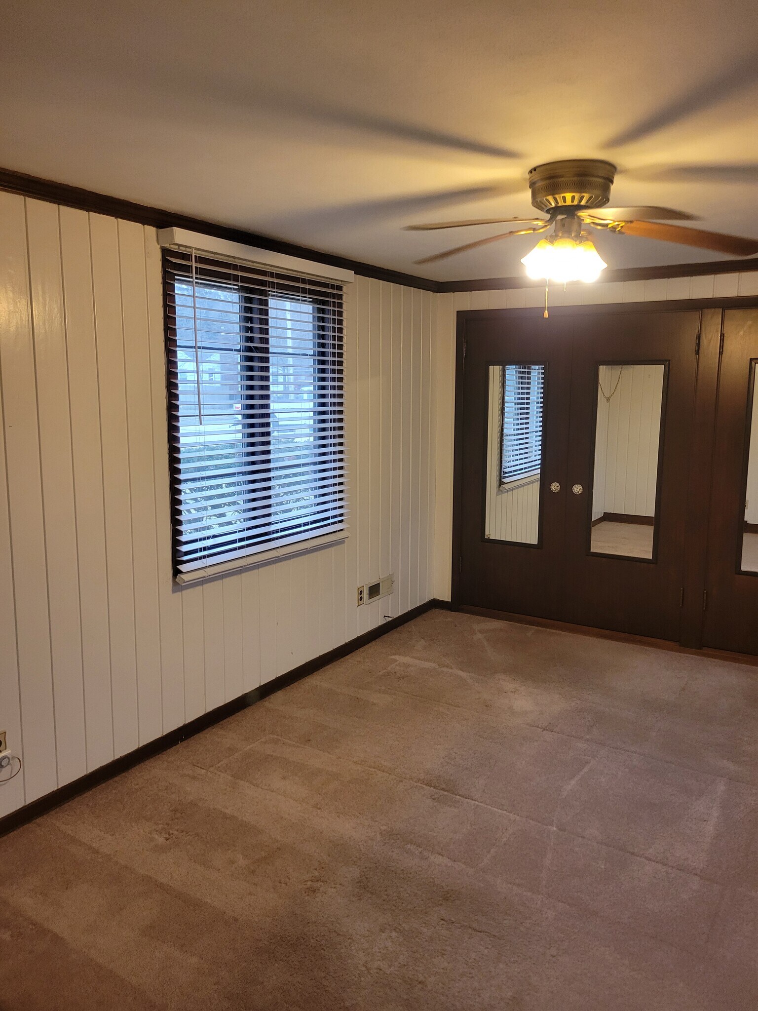 Building Photo - 2123 Eileen Rd