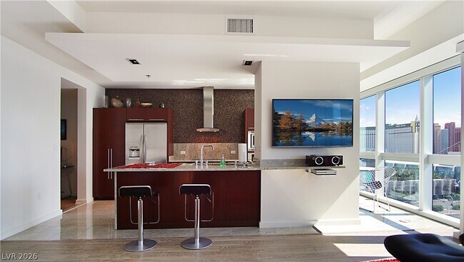 Building Photo - 4471 Dean Martin Dr