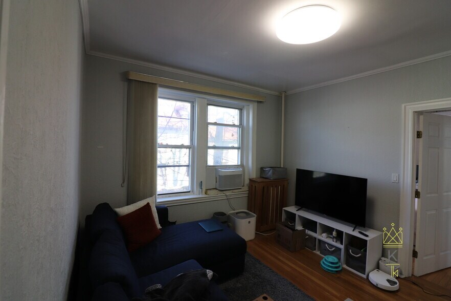 Building Photo - 31 Orkney Rd