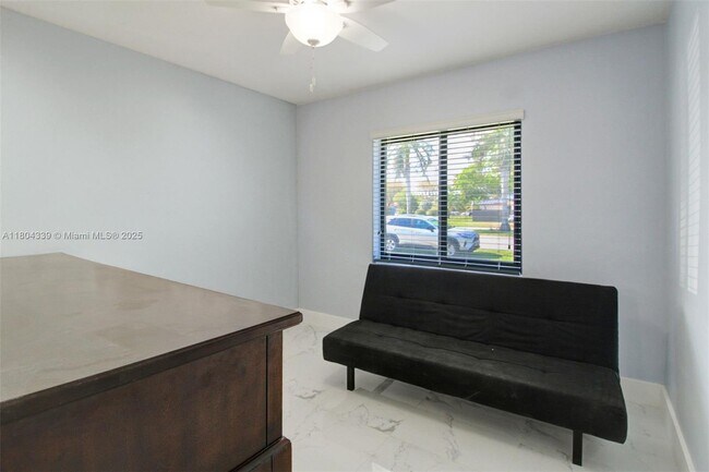 Building Photo - 12512 SW 26th St