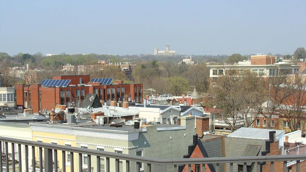 Building Photo - 2130 N St NW