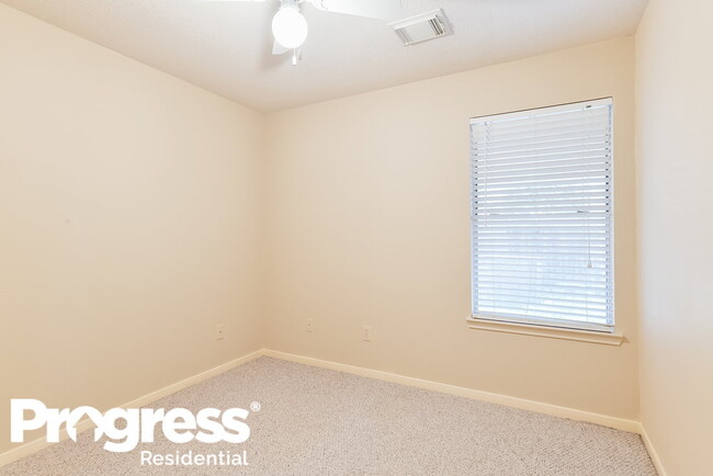 Building Photo - 14511 Heron Marsh Dr