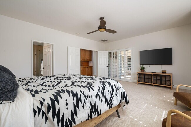 Building Photo - 45168 Coeur Dalene Dr