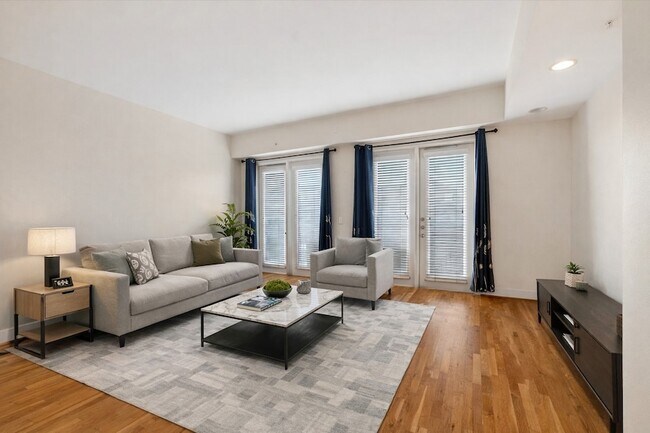Building Photo - 5055 Addison Cir